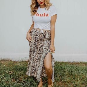 Snake print maxi skirt!